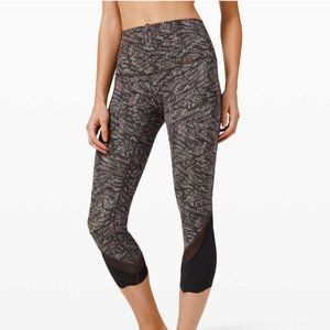Lululemon Wunder Under Crop High Rise Scallop Full-On Luxtreme 23" Origami 8